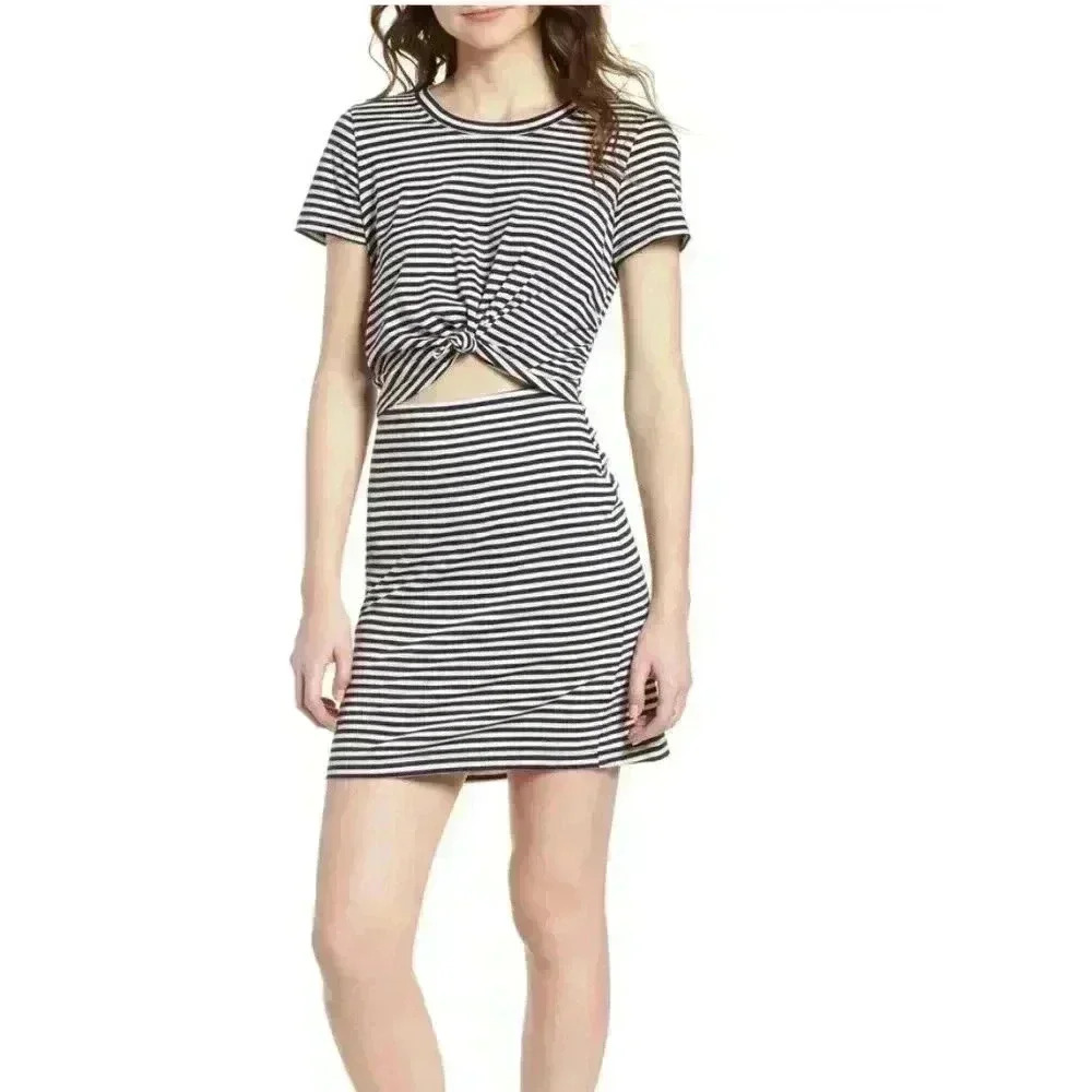 NWOT Socialite Knot Front Cutout Dress Size XS